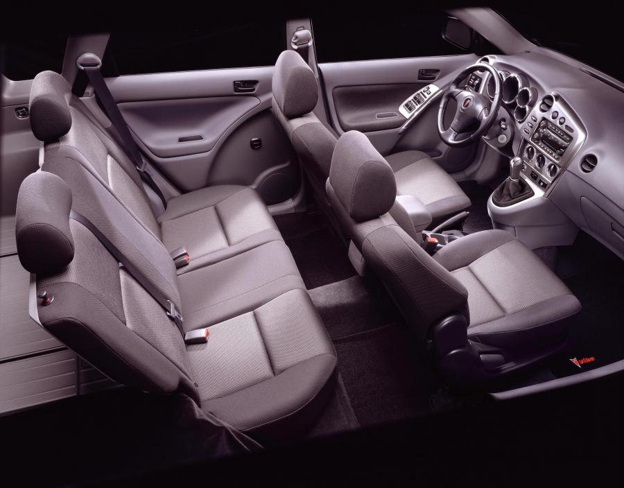  Pontiac Vibe 2003 года  (фото 18 из 46)